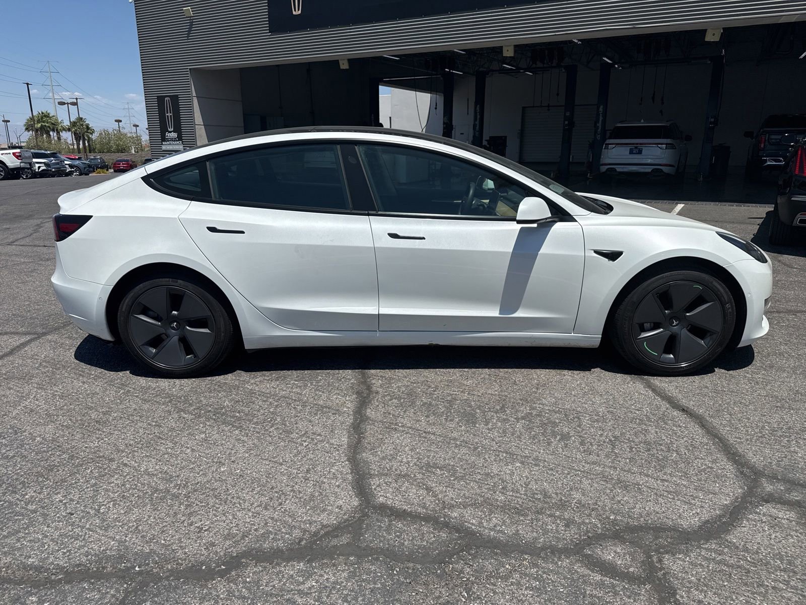 Used 2021 Tesla Model 3 Standard Range Plus RWD image 4