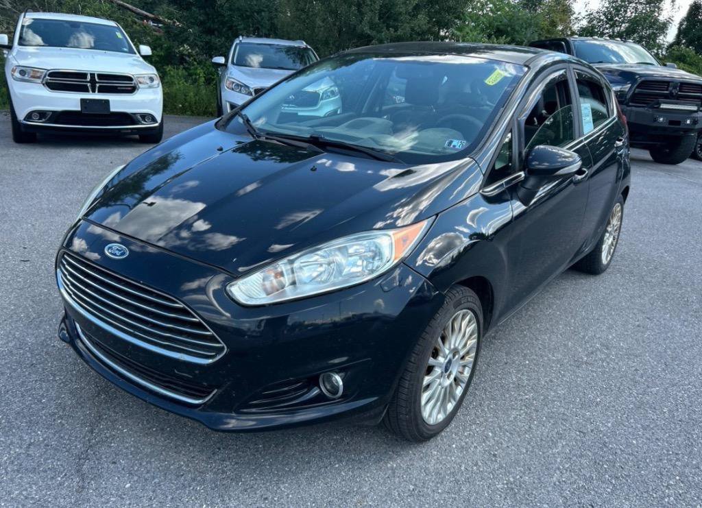 Used 2016 Ford Fiesta Titanium FWD image 1