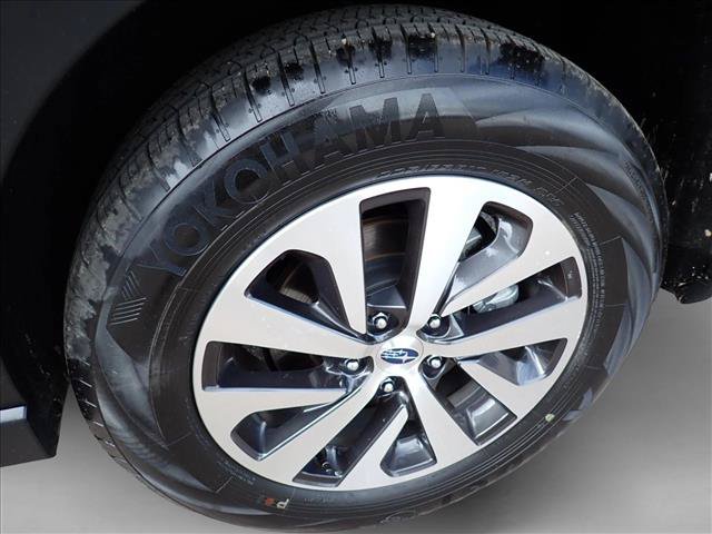 Certified 2025 Subaru Outback Premium AWD/4WD image 7