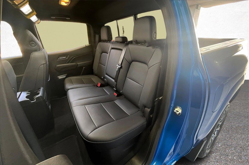 Used 2024 Chevrolet Colorado LT w/ LT Convenience Package III image 23