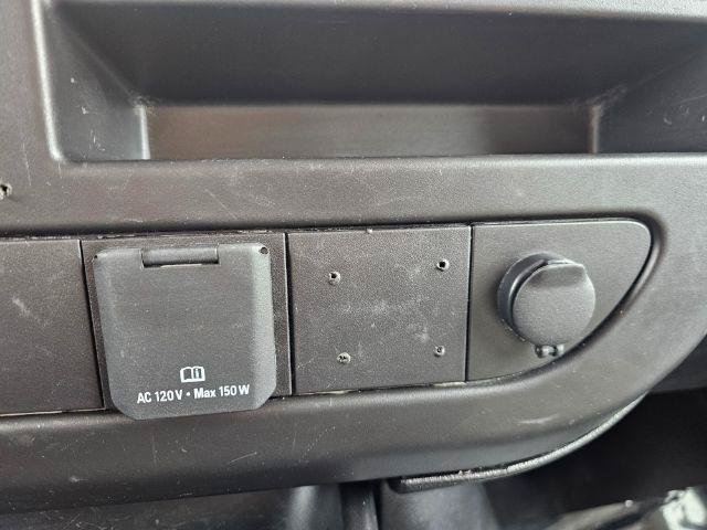 Used 2022 GMC Savana 4500 w/ Power Convenience Package RWD image 18