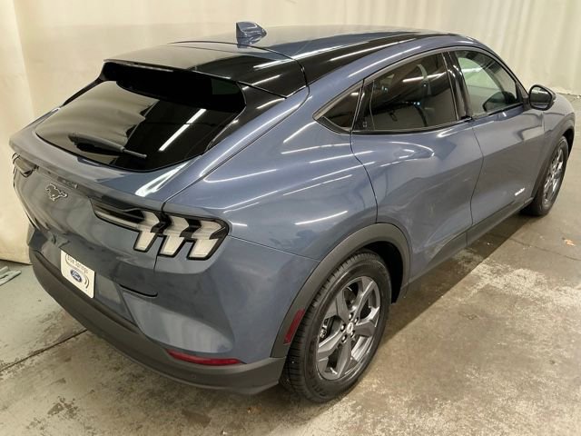 Used 2021 Ford Mustang Mach-E Select image 3