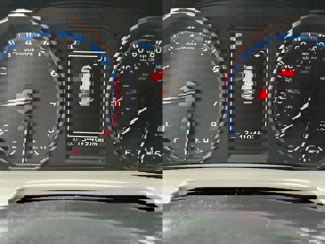 Used 2017 Toyota RAV4 LE image 8