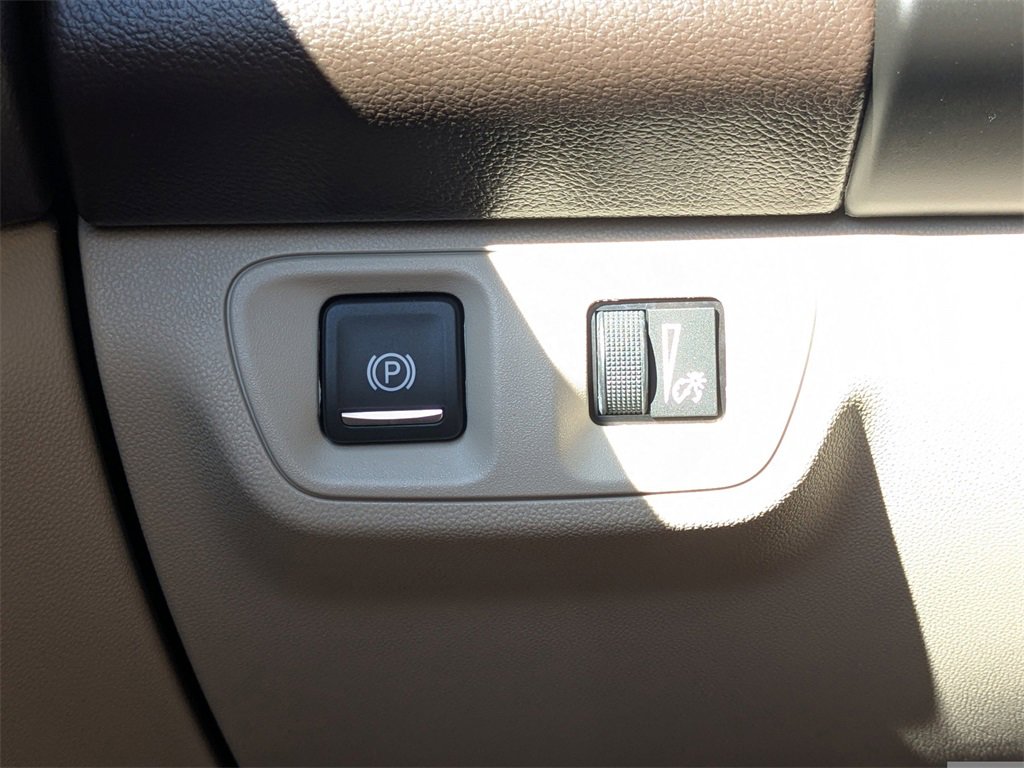 Used 2018 GMC Acadia Denali w/ Technology Package image 26