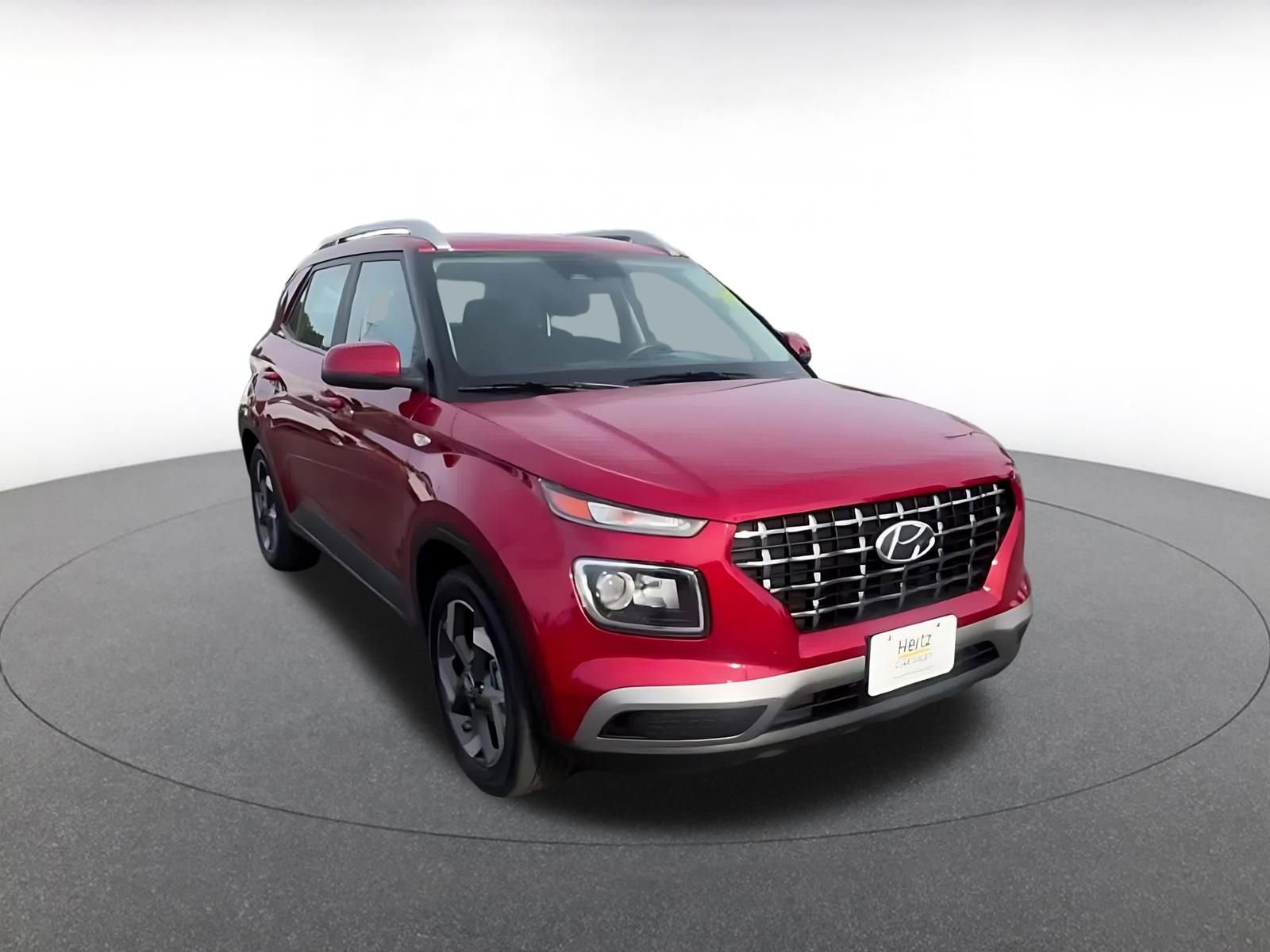 Used 2025 Hyundai Venue SEL image 3