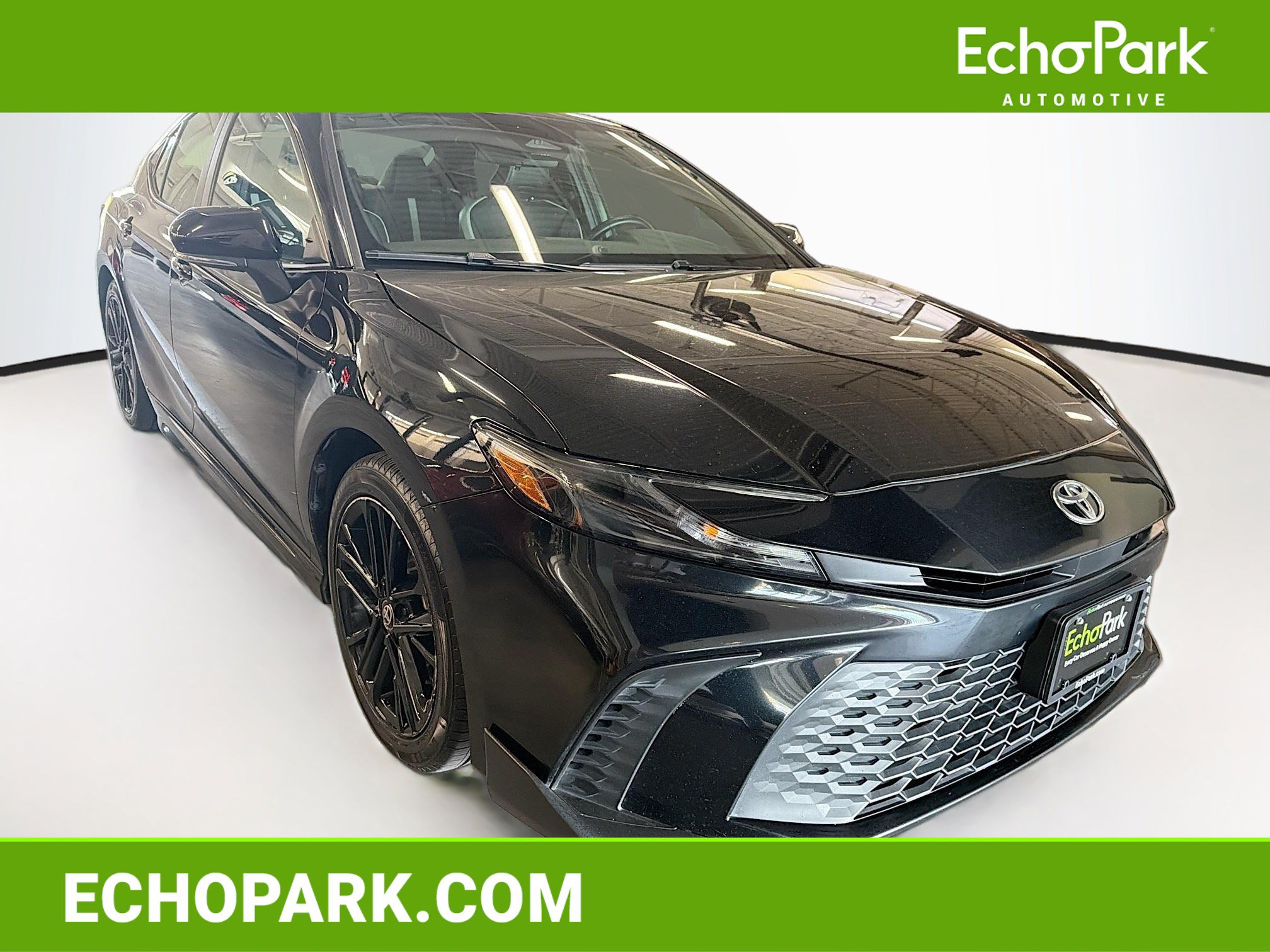 Used 2025 Toyota Camry SE