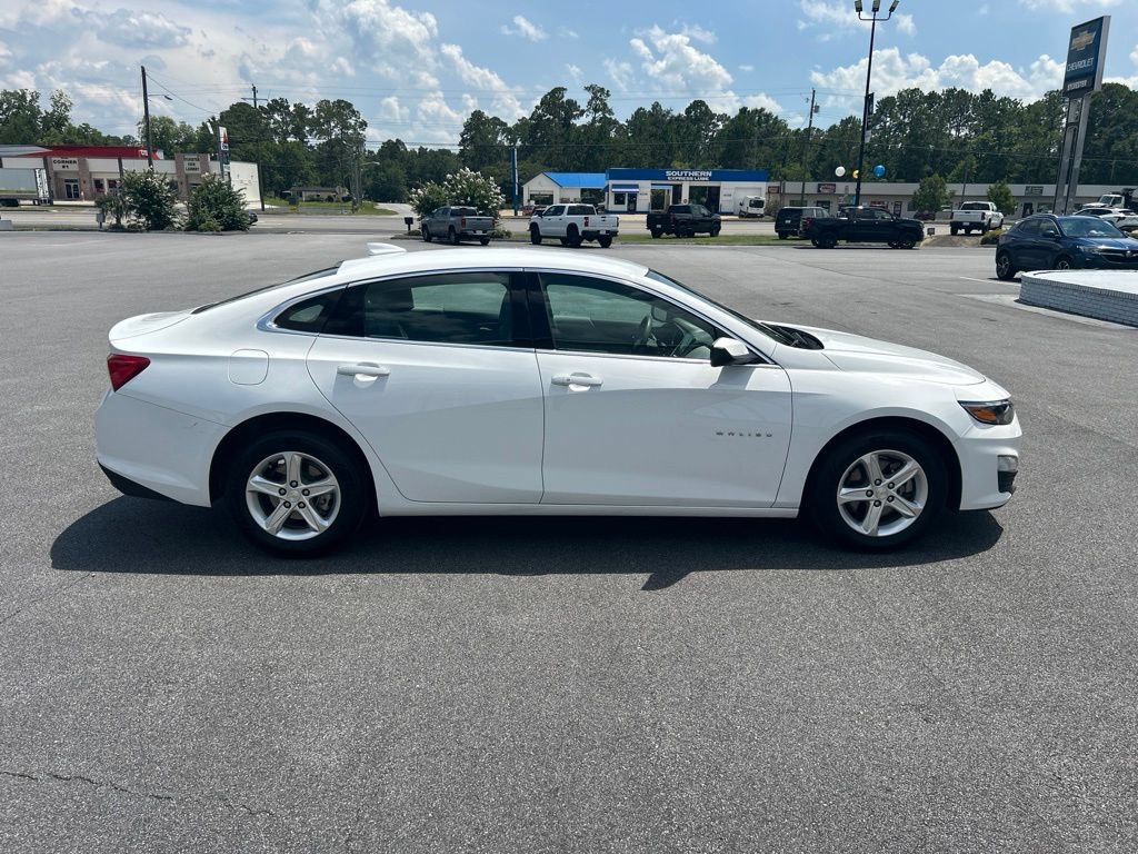 Used 2024 Chevrolet Malibu LT FWD image 7
