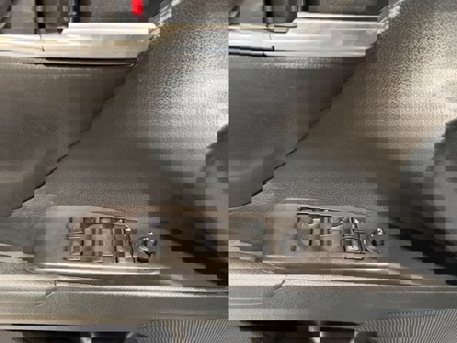 Used 2024 Toyota Camry SE image 44