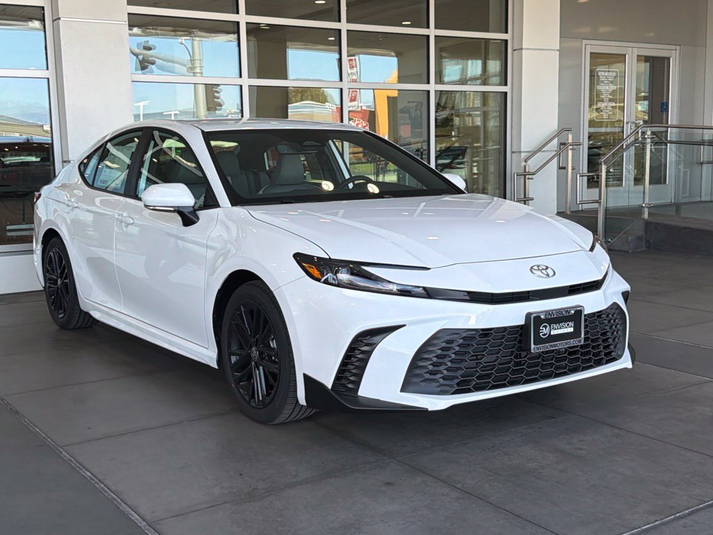Certified 2026 Toyota Camry SE w/ Convenience Package FWD image 8