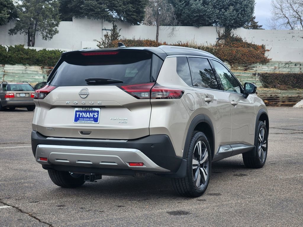 Used 2022 Nissan Rogue Platinum w/ Head-Up Display Package image 3