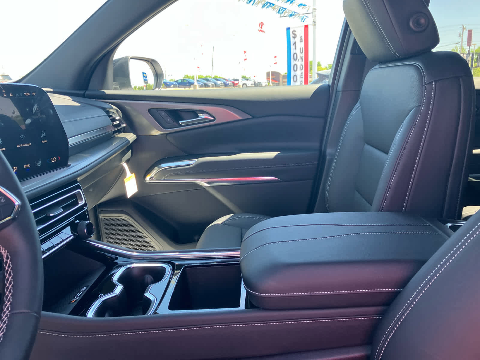 New 2026 Chevrolet Traverse LT AWD/4WD image 10