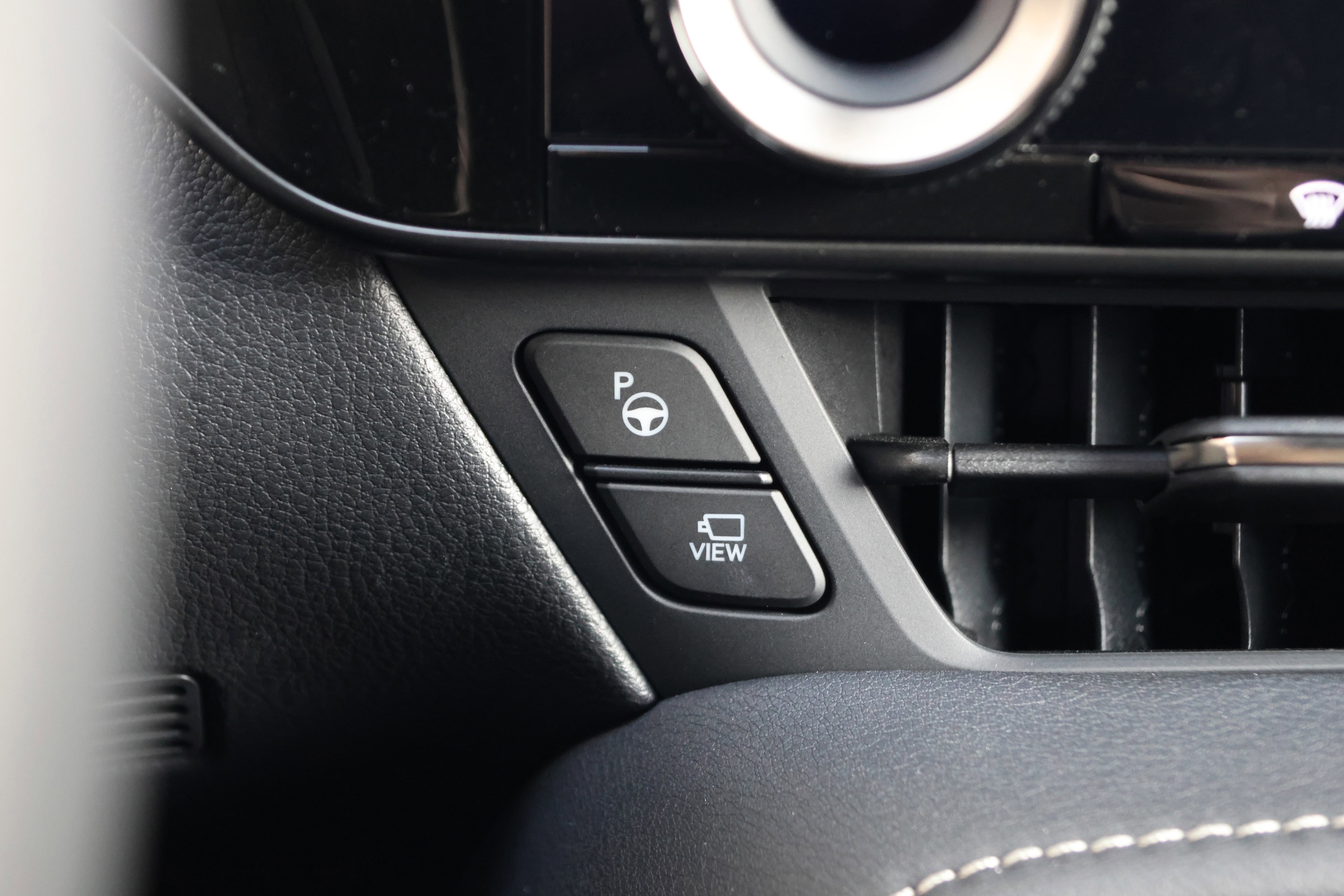 Certified 2025 Lexus NX 450h+ AWD w/ Accessory Package (K3) image 29