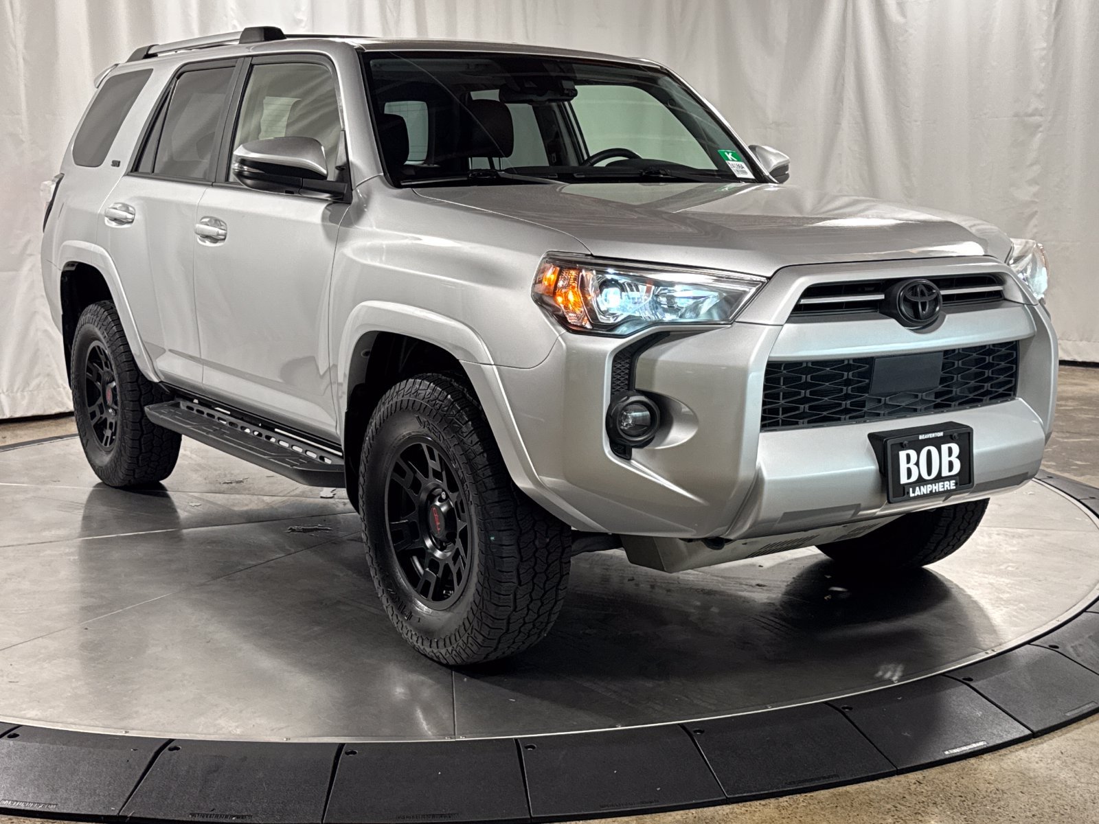 Used 2021 Toyota 4Runner SR5 Premium w/ Moonroof Package AWD/4WD image 7