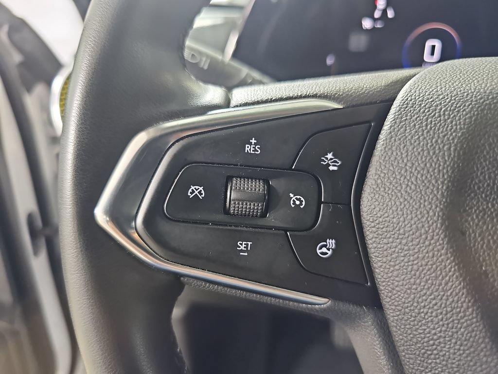 Certified 2025 Chevrolet Trax LT w/ Driver Confidence Package FWD image 21