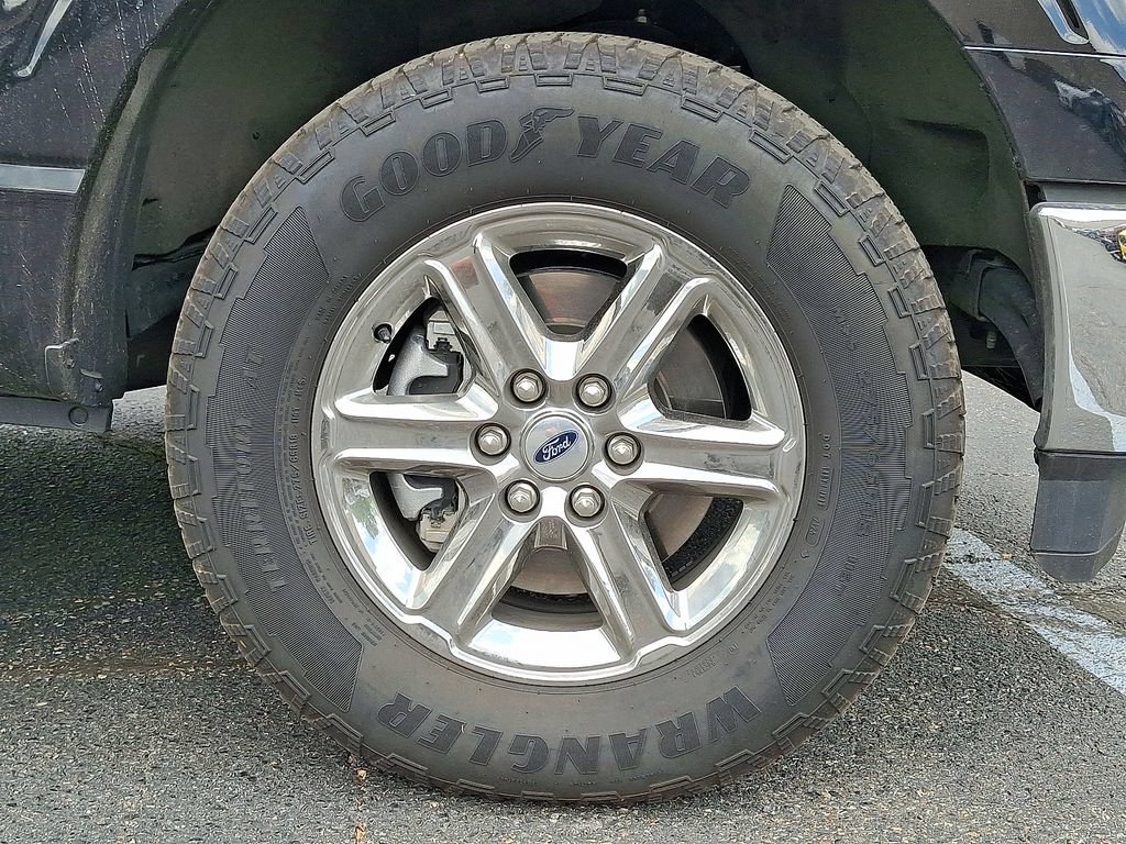 Used 2025 Ford F150 XLT w/ Equipment Group 301A Standard AWD/4WD image 18