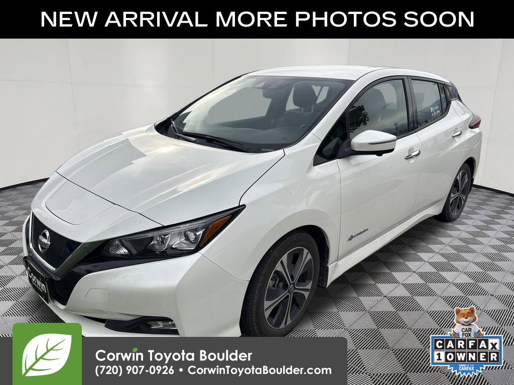 Used 2018 Nissan Leaf SL w/ SL Technology Package FWD image 3