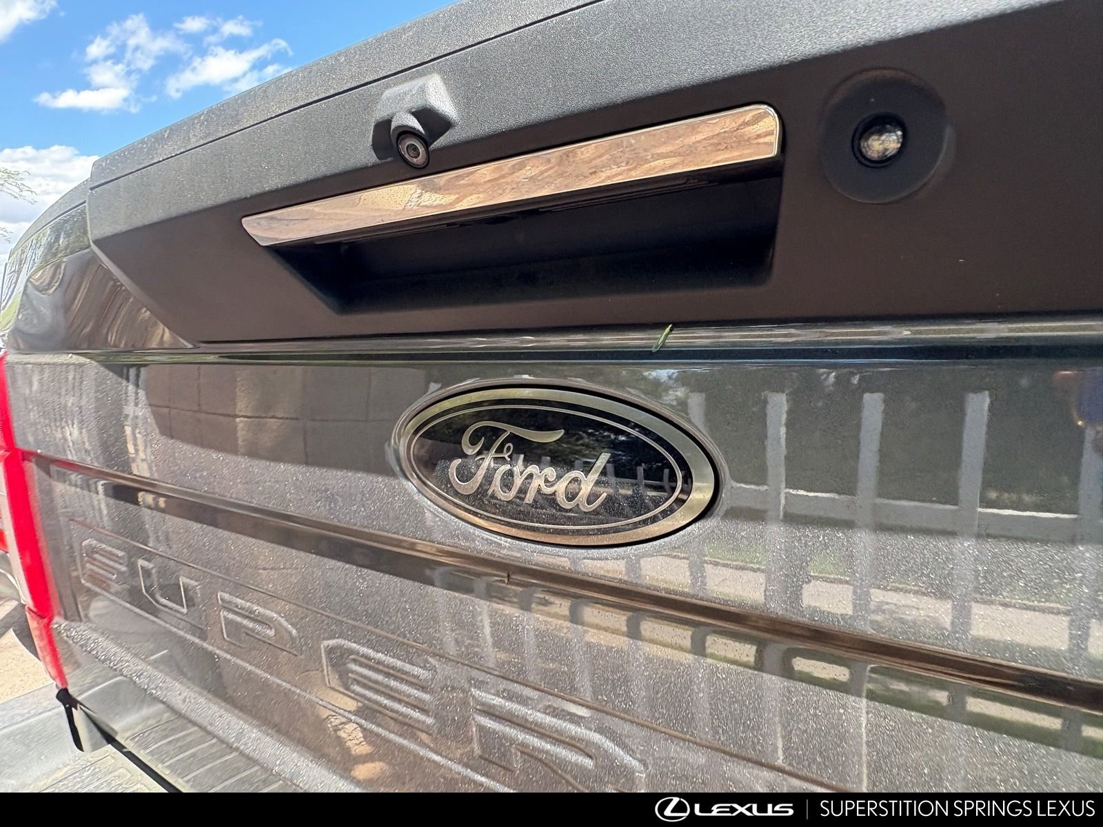 Used 2020 Ford F350 Lariat image 11