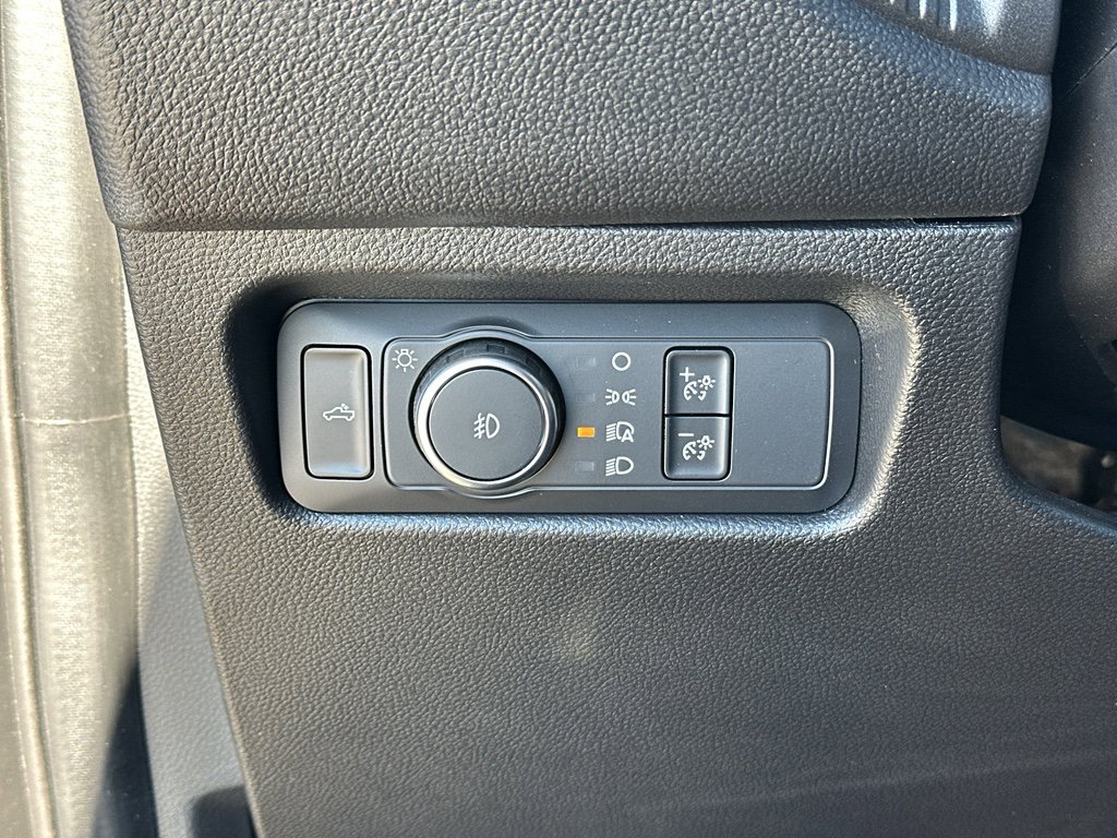 Used 2025 Ford Ranger Lariat w/ Black Appearance Package image 28