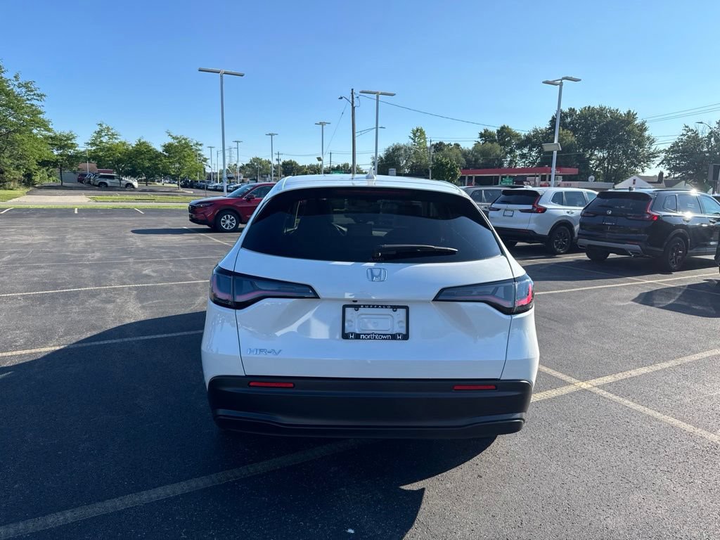 Certified 2026 Honda HR-V LX image 6