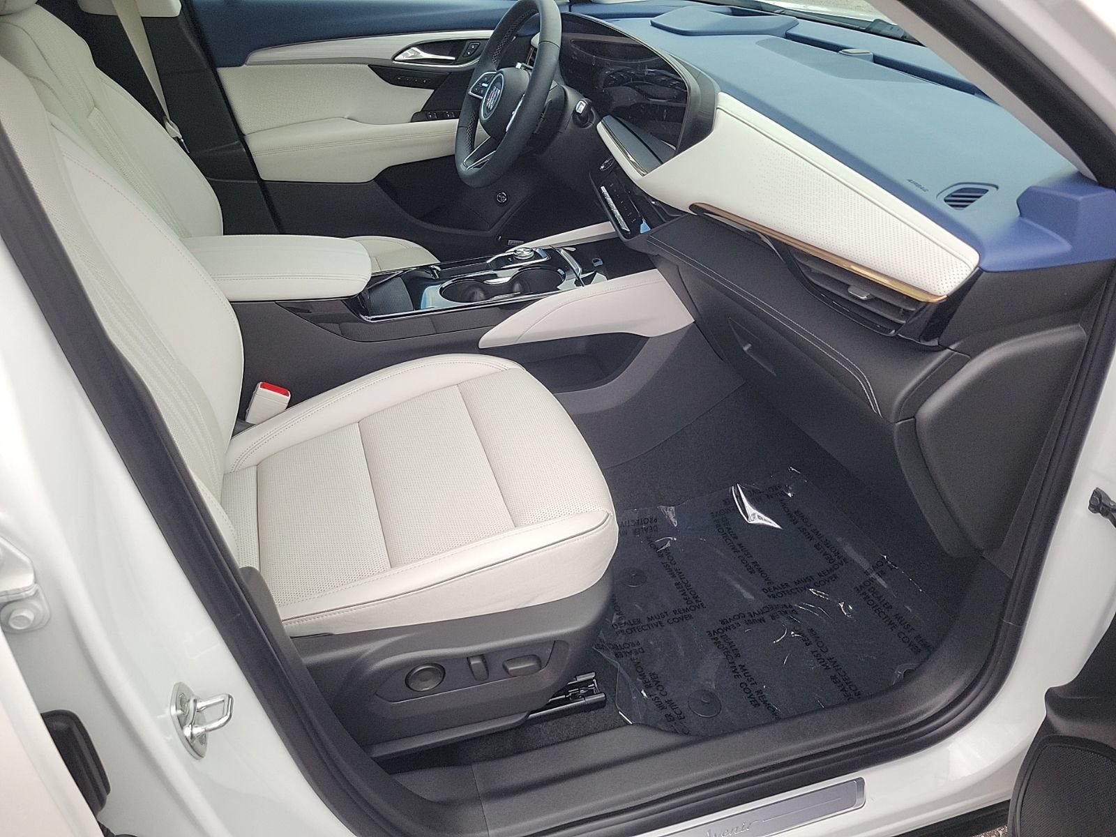 Used 2024 Buick Envision Avenir AWD/4WD image 12