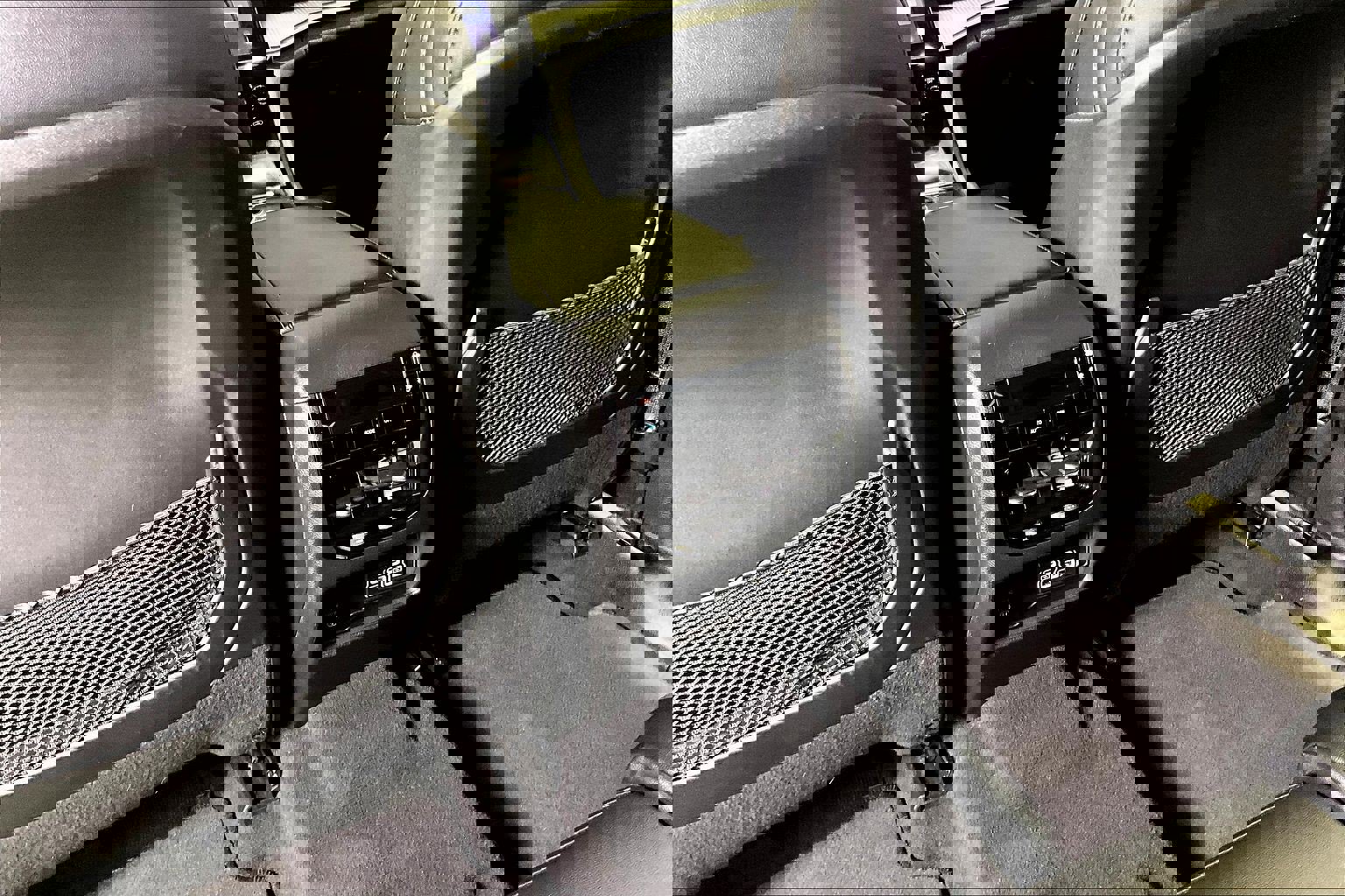 Used 2024 Jeep Grand Cherokee L Laredo image 10