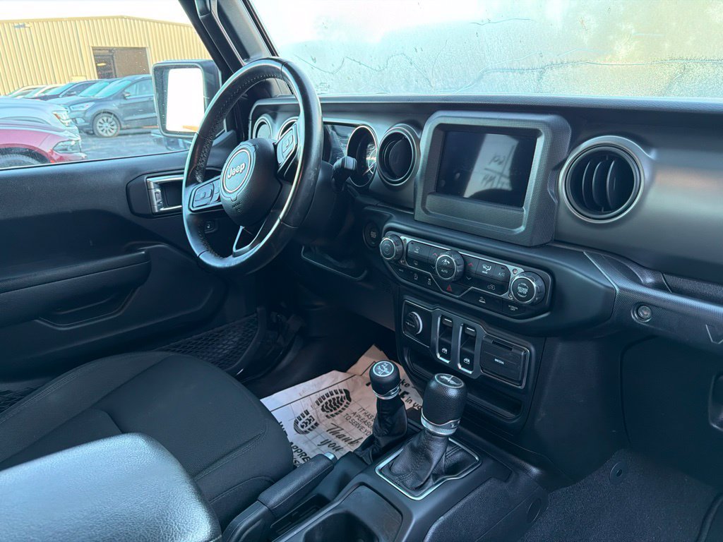 Used 2021 Jeep Wrangler Sport AWD/4WD image 16