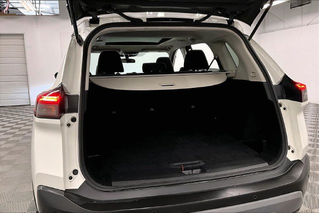 Used 2021 Nissan Rogue SV AWD/4WD image 41