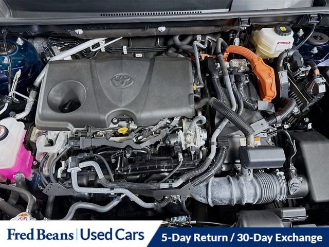 Used 2022 Toyota RAV4 XLE Premium image 31