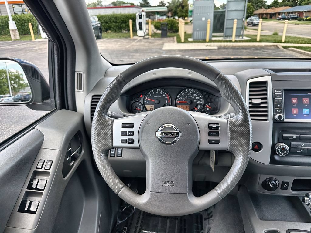 Used 2019 Nissan Frontier SV AWD/4WD image 11