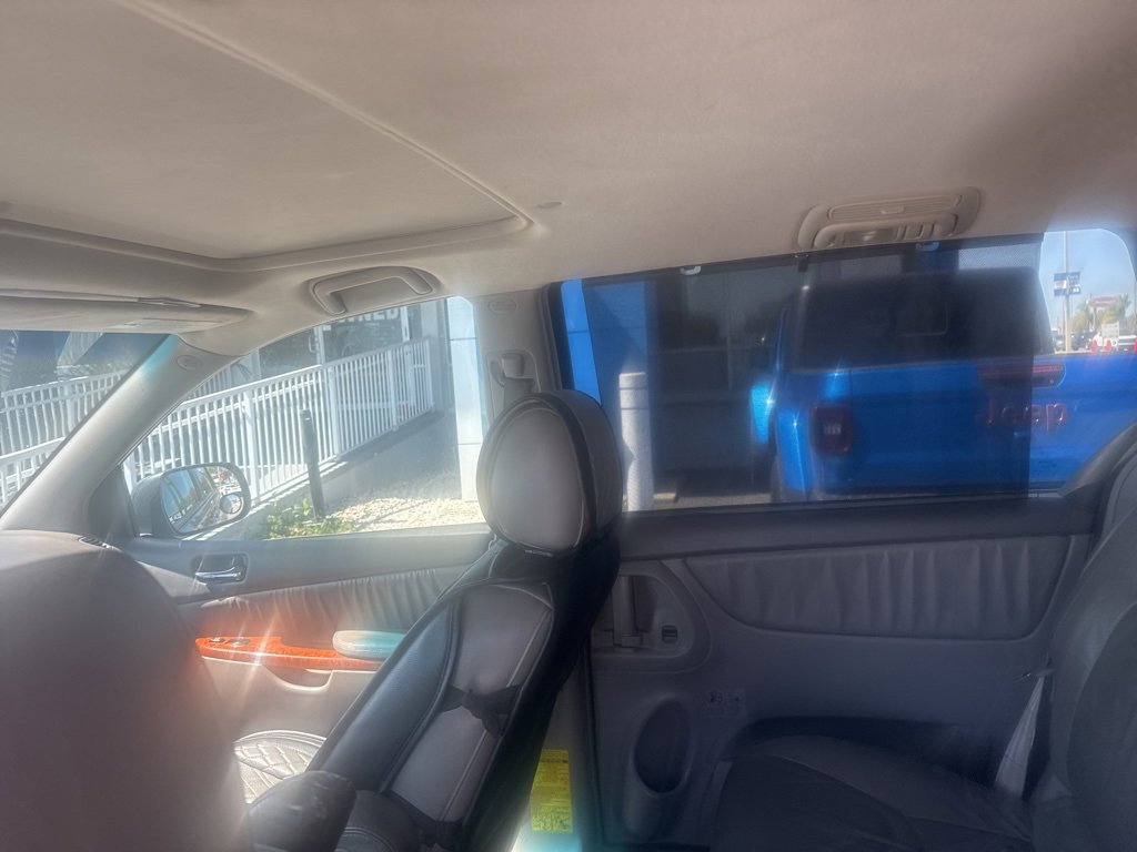 Used 2008 Toyota Sienna XLE image 8