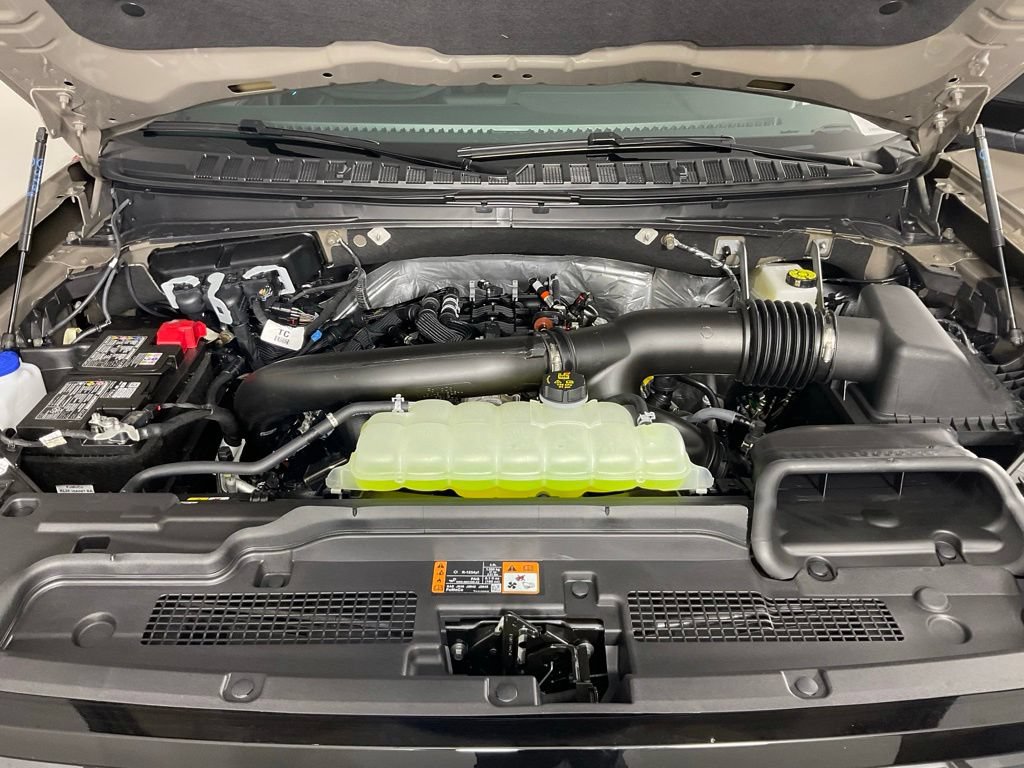 New 2027 Ford Expedition Tremor w/ Driver's Package AWD/4WD image 9