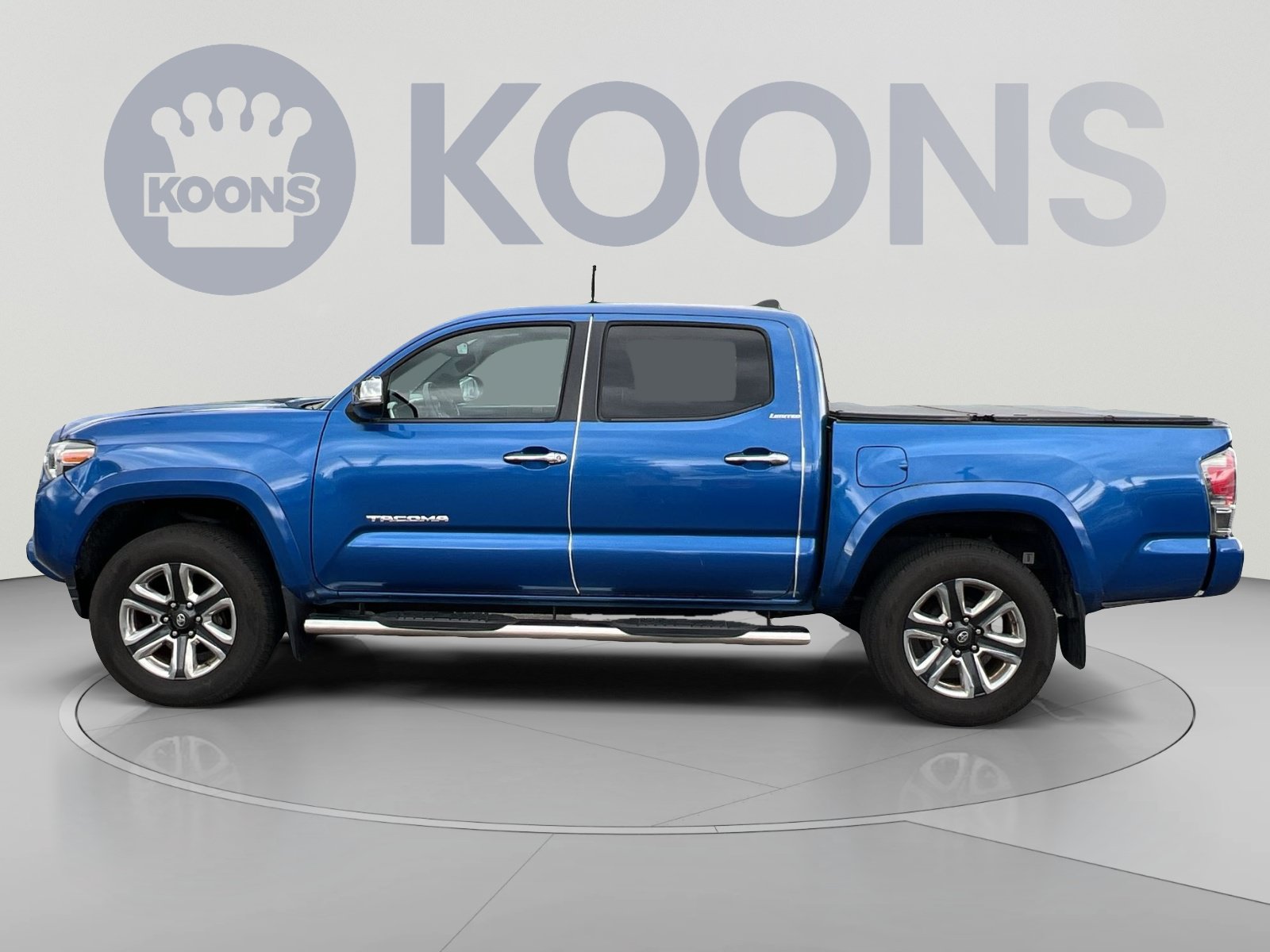 Used 2016 Toyota Tacoma Limited w/ Towing Package AWD/4WD image 2