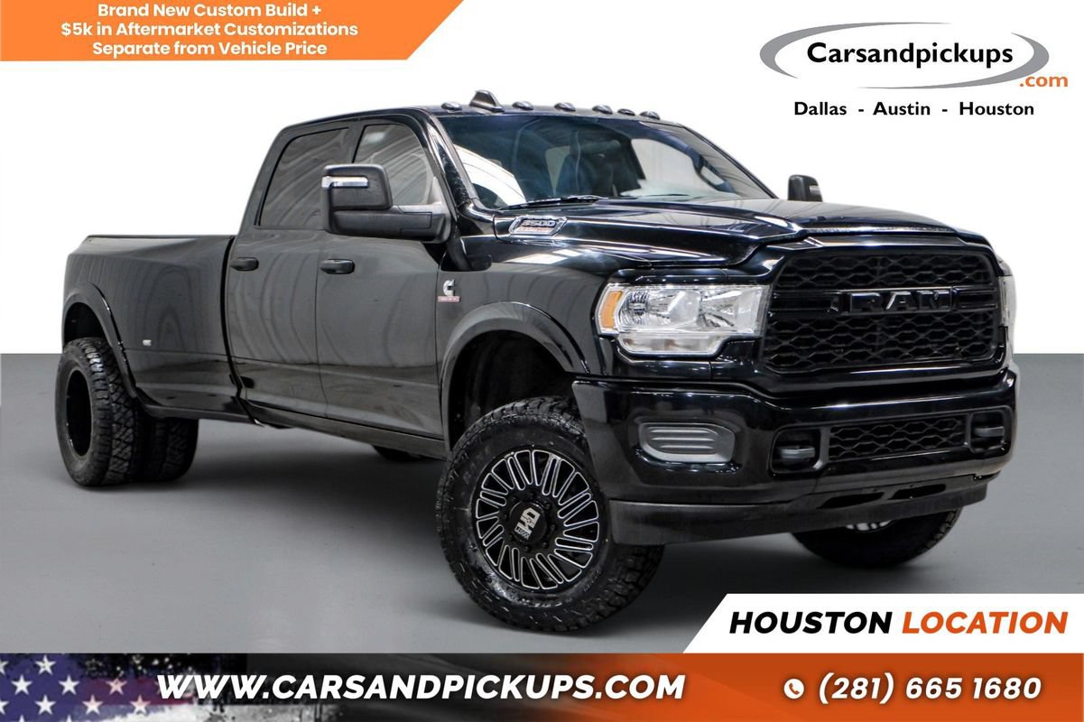 Used 2023 RAM 3500 Tradesman w/ Chrome Appearance Group AWD/4WD image 1