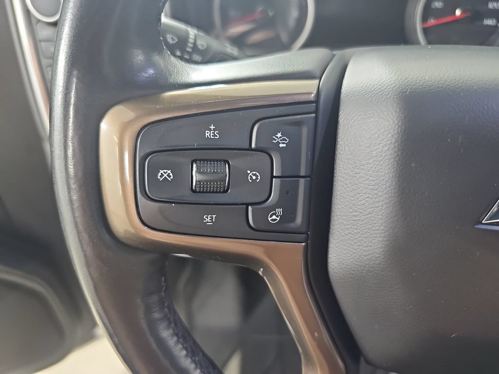 Certified 2020 Chevrolet Silverado 1500 High Country w/ Technology Package AWD/4WD image 22