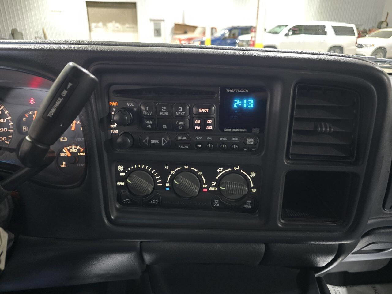 Used 2002 Chevrolet Silverado 1500 LT w/ Off-Road Skid Plate Pkg AWD/4WD image 41