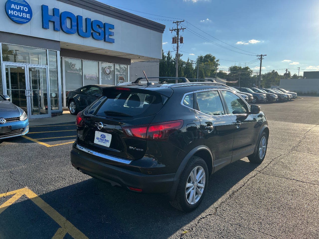 Used 2017 Nissan Rogue Sport SV AWD/4WD image 9