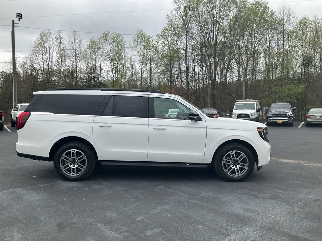 New 2026 Ford Expedition Max Active image 4