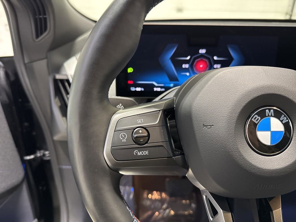 Used 2025 BMW iX M60 image 33