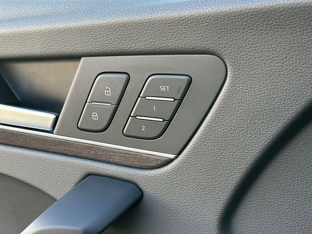 Used 2023 Audi Q5 2.0T Premium image 38