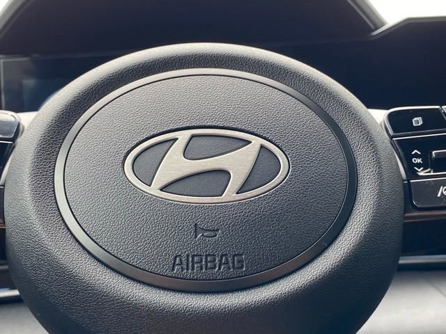New 2025 Hyundai Elantra SEL FWD image 19