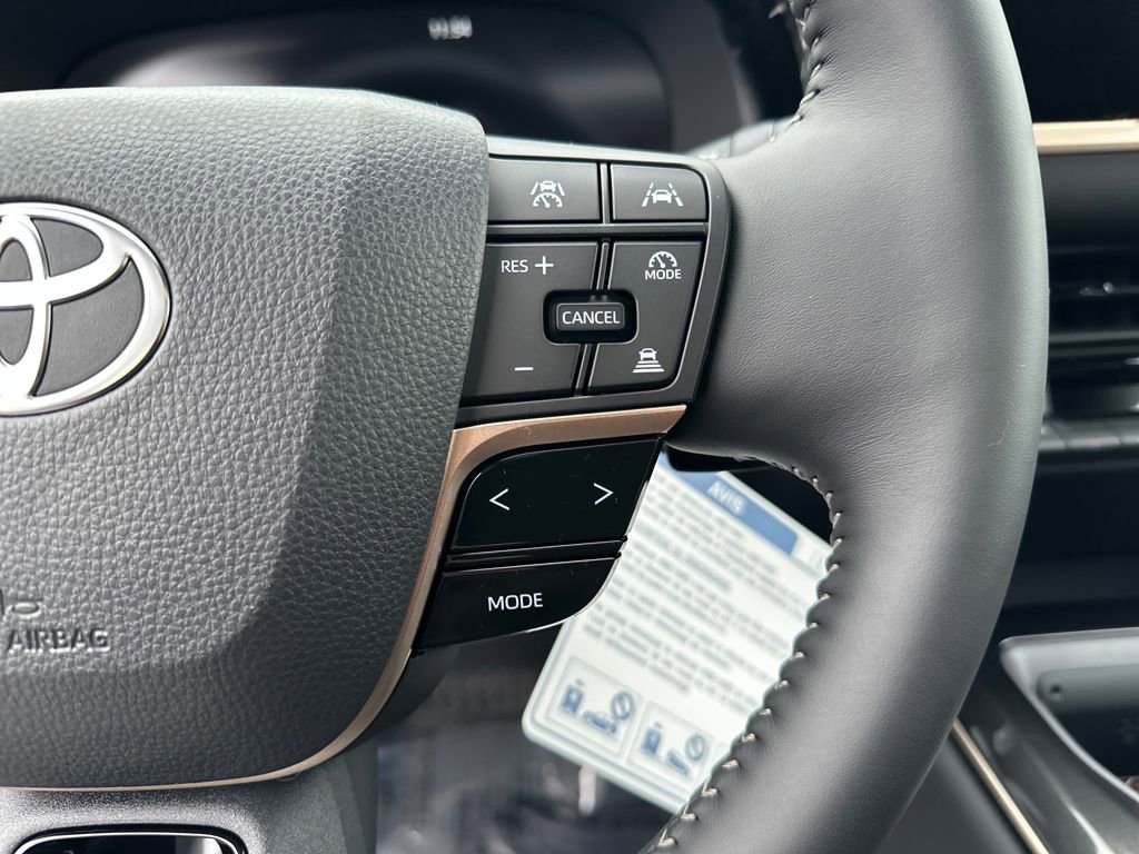 New 2025 Toyota Crown Signia image 20