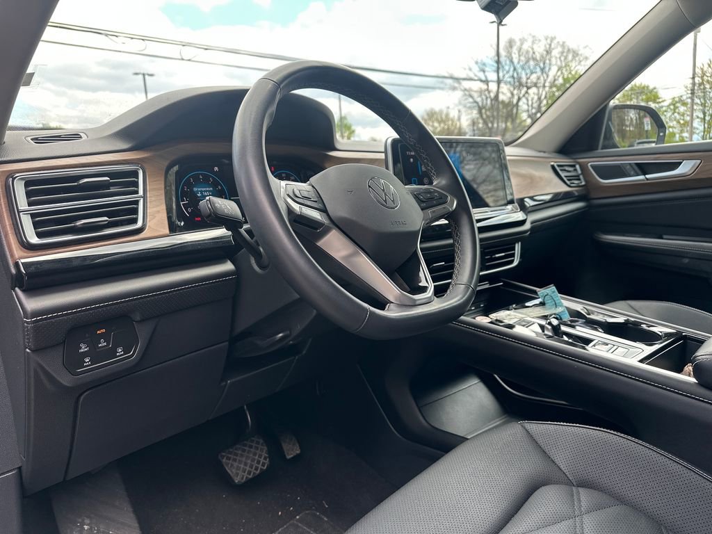Certified 2024 Volkswagen Atlas SE AWD/4WD image 6