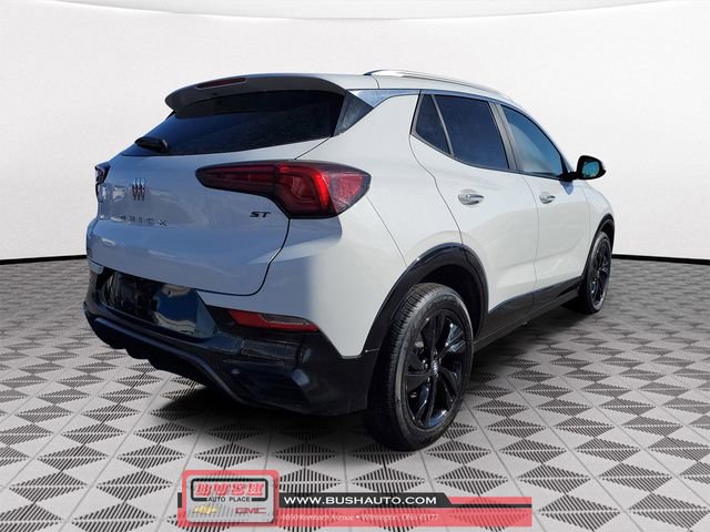 Used 2024 Buick Encore GX Sport Touring image 4