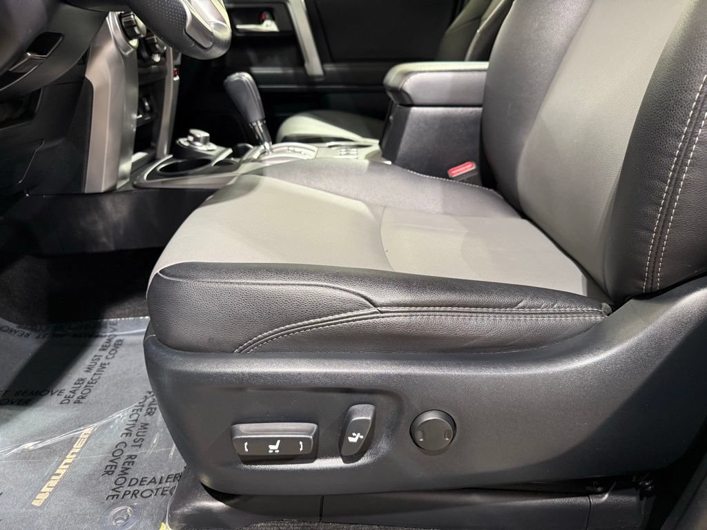 Certified 2022 Toyota 4Runner SR5 Premium w/ Moonroof Package AWD/4WD image 14