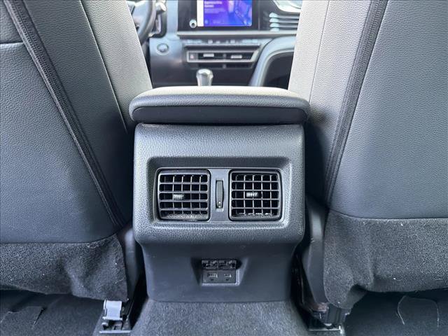 Used 2025 Toyota Camry SE FWD image 22