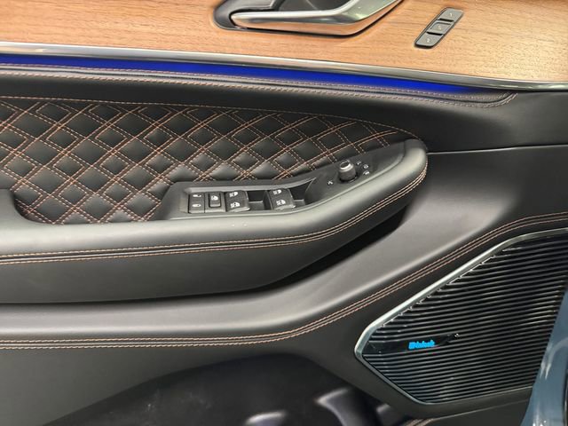 New 2026 Jeep Grand Cherokee Summit image 28