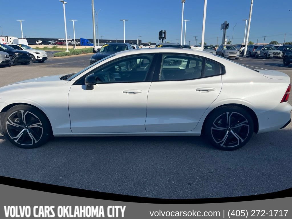 Certified 2024 Volvo S60 B5 Ultimate w/ Climate Package AWD/4WD image 9