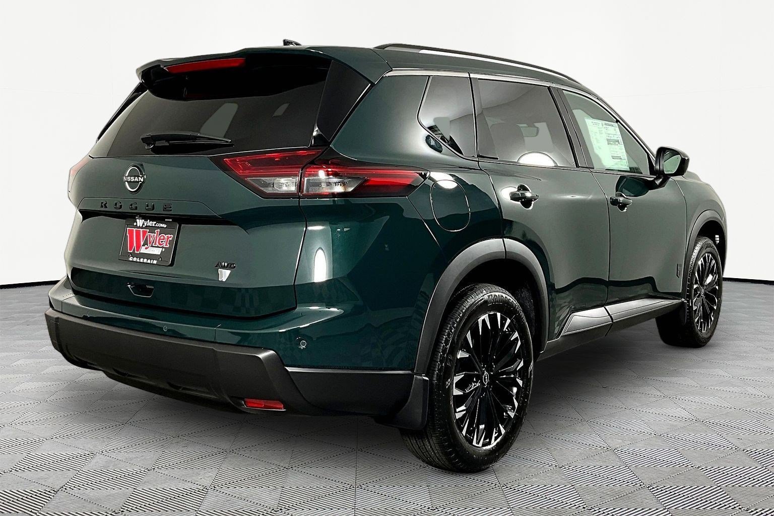 New 2026 Nissan Rogue Dark Armor AWD/4WD image 7