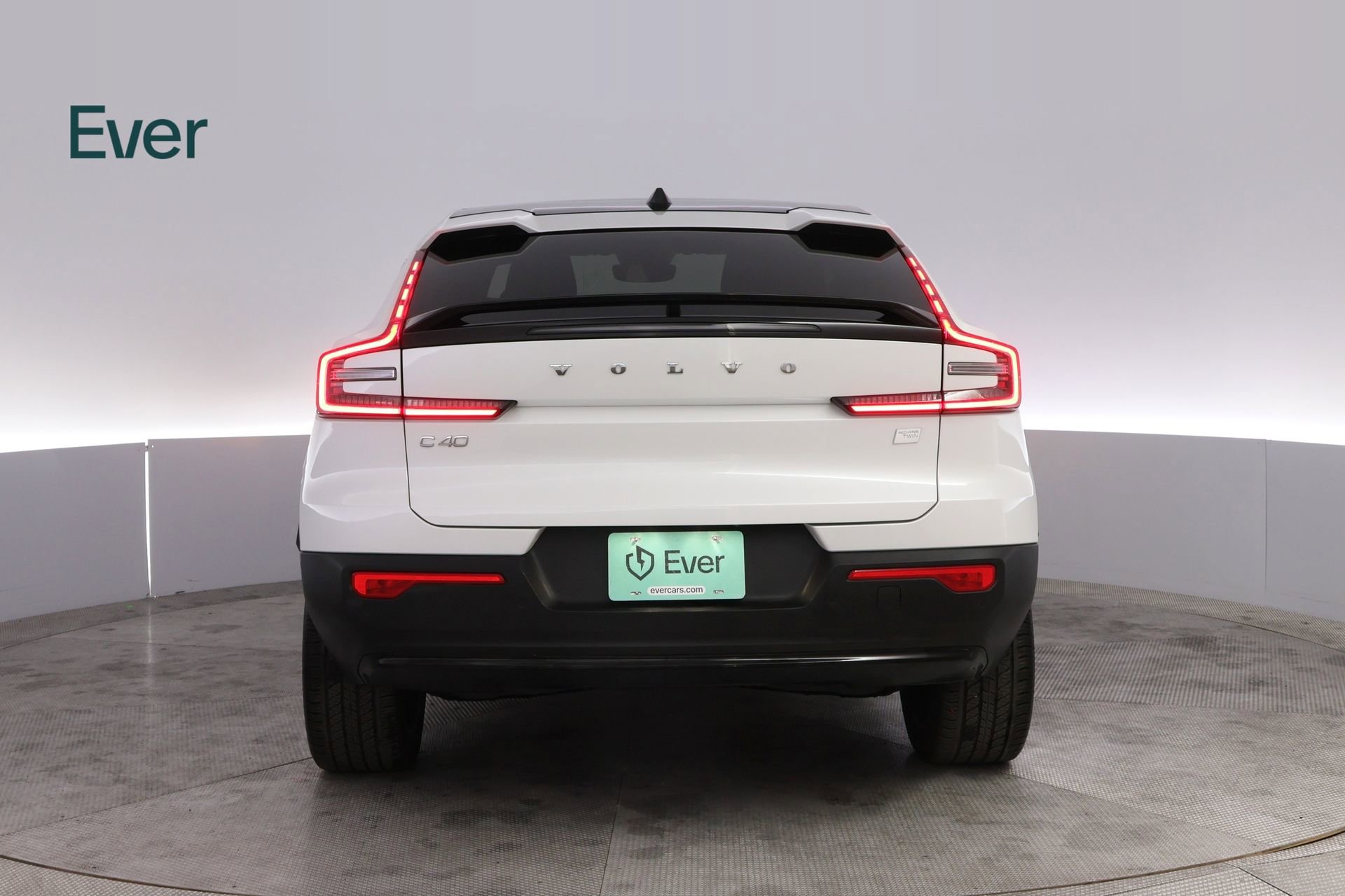 Used 2023 Volvo C40 P8 Recharge Plus image 15
