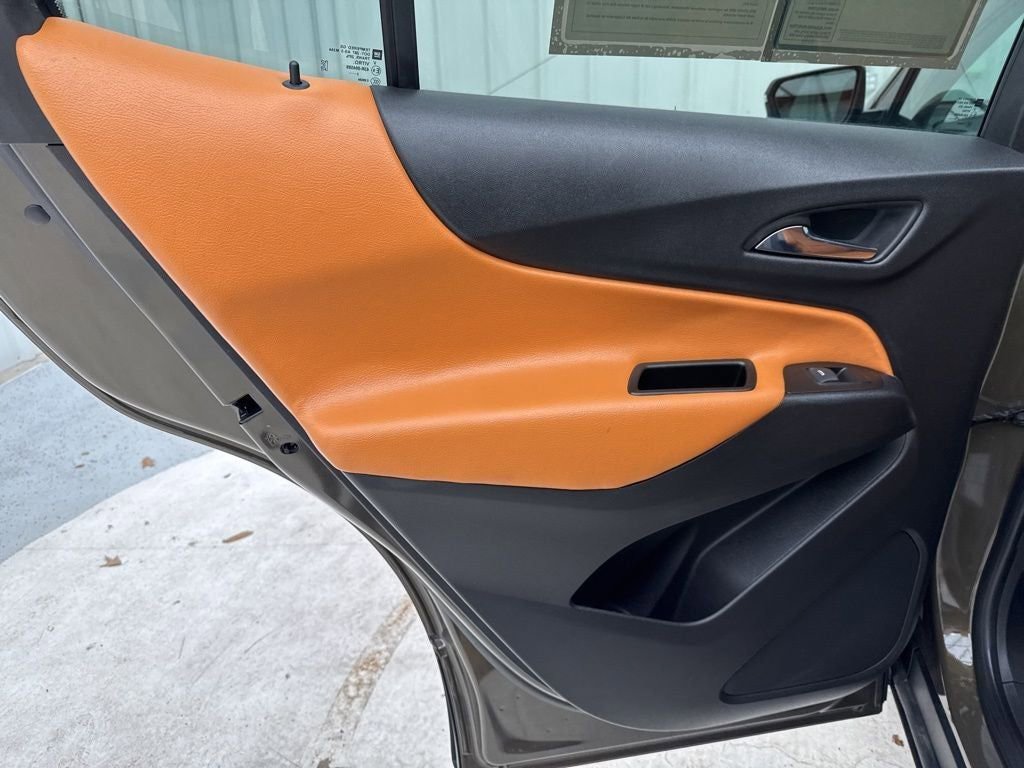 Used 2023 Chevrolet Equinox LT image 17